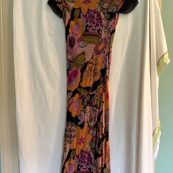Lola P. Floral Maxi Dress - Picture 6 of 6
